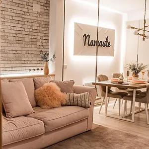 Amazing Near To San Sebastián With Free Parking Apartamento